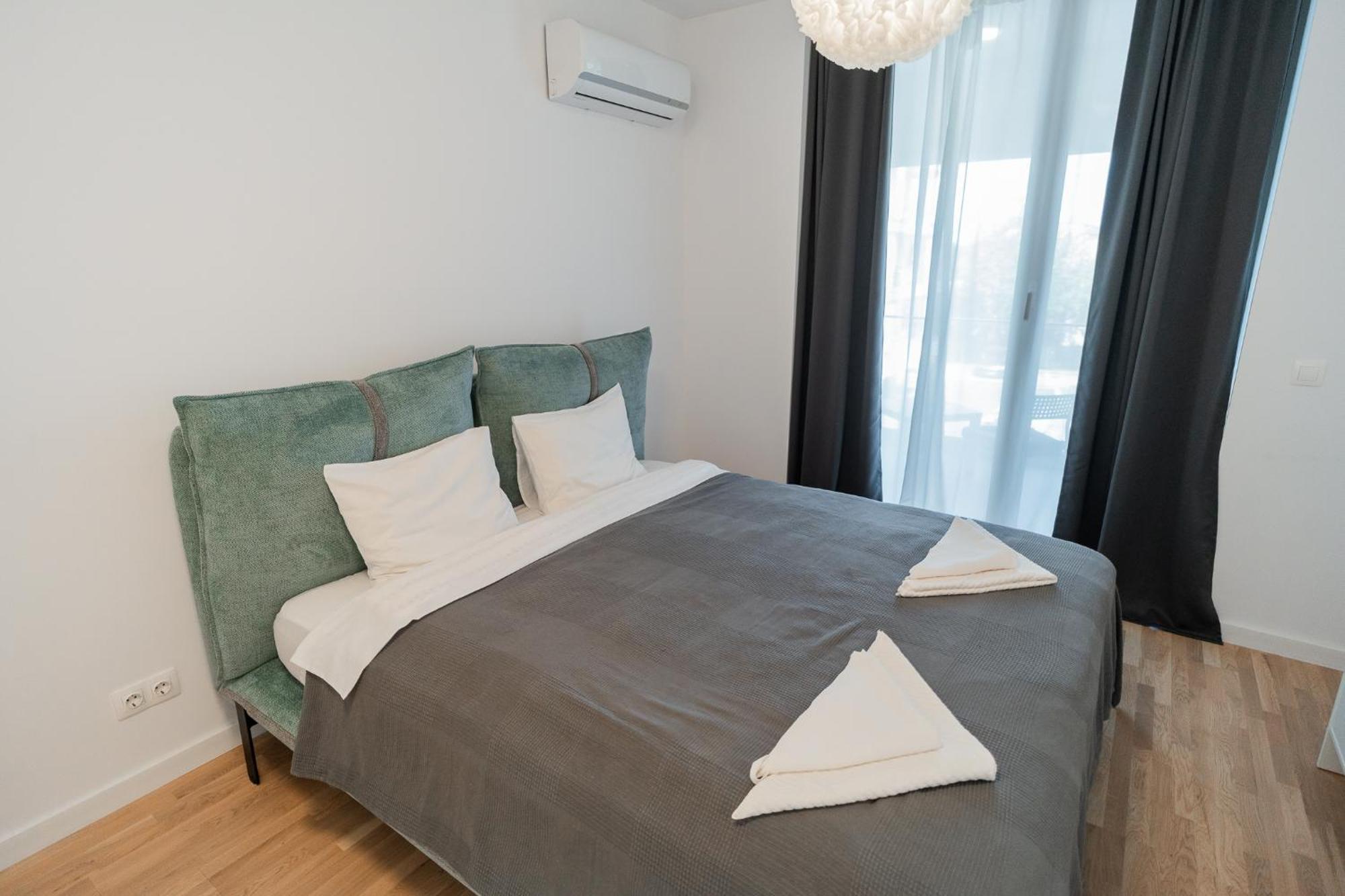 Lagoon Park Apartments With Beach View Bukarest Kültér fotó