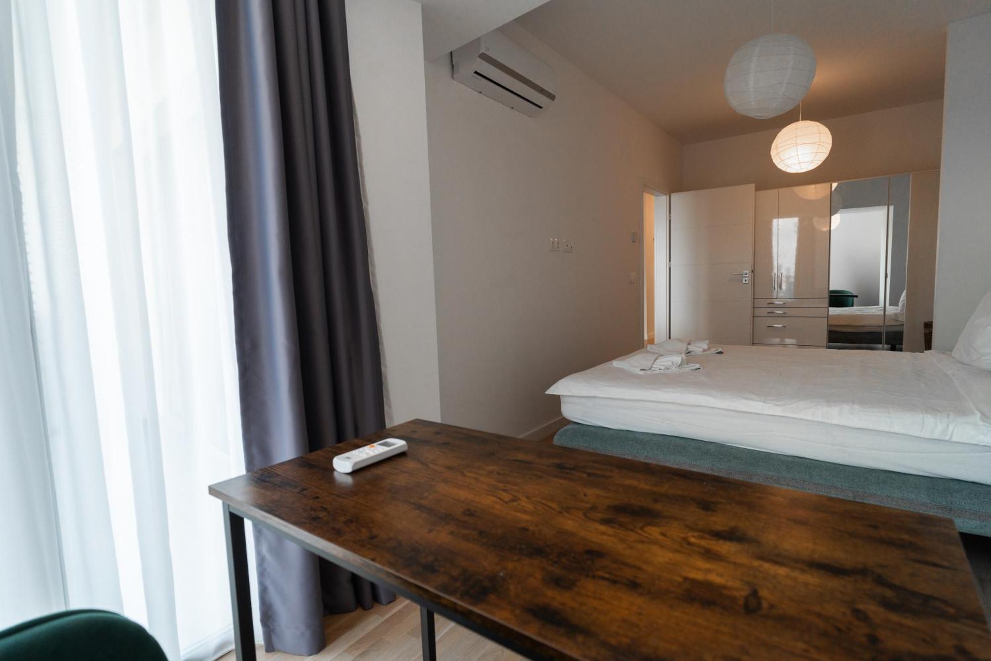 Lagoon Park Apartments With Beach View Bukarest Kültér fotó